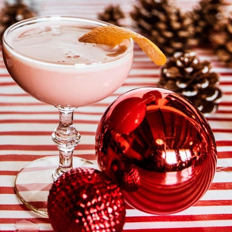 26 Christmas Cocktails To Drink This Holiday Season